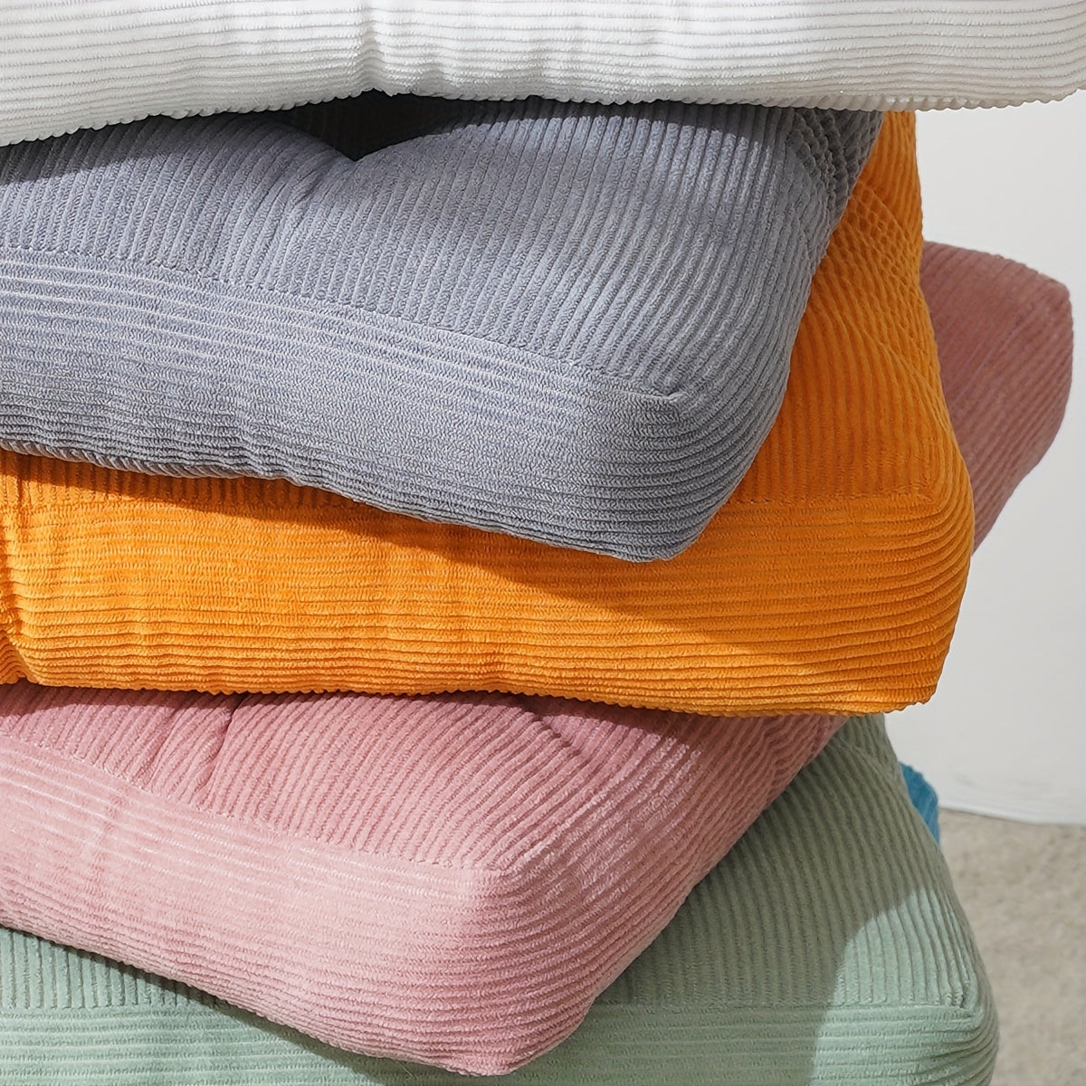 Coussin de chaise 55x55 en velours côtelé, épais de 9 cm