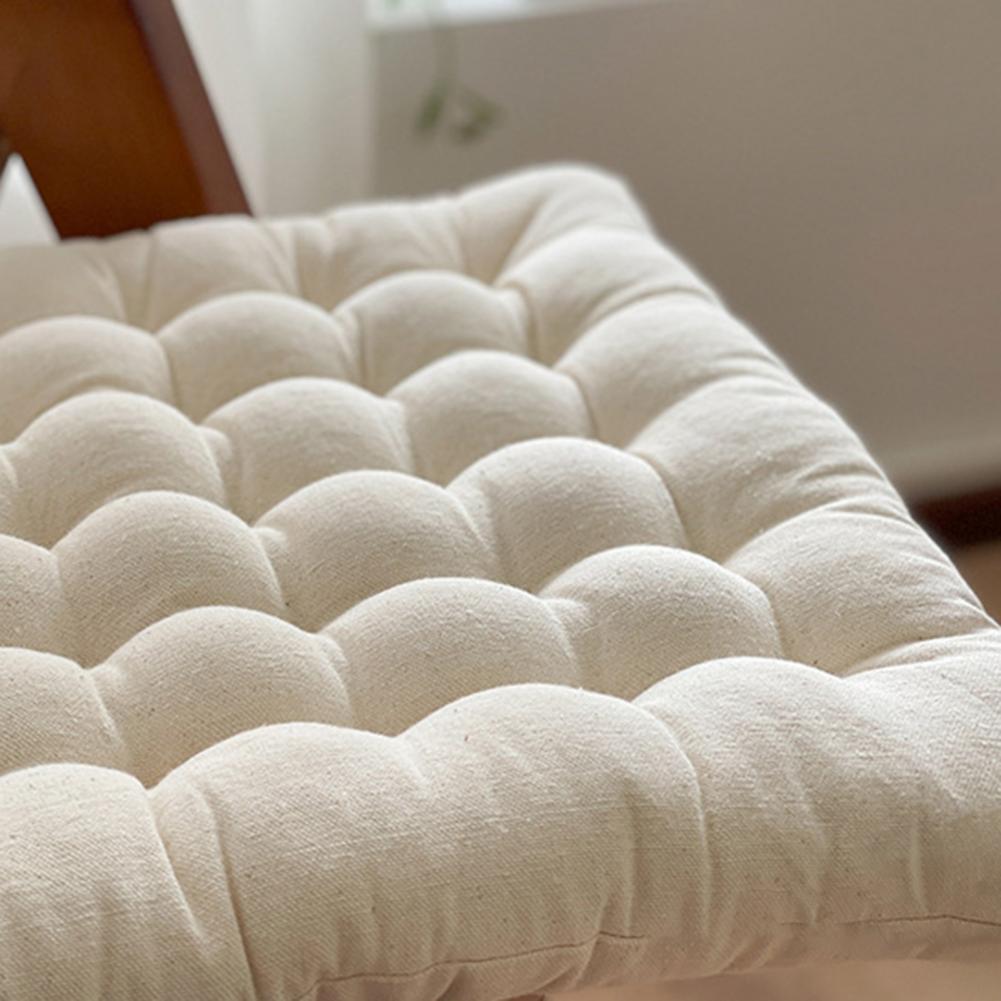 Coussin de chaise capitonné écru, au choix rond ou carré