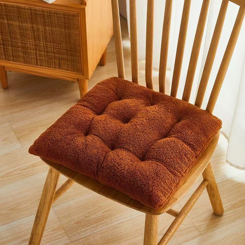 Coussin de chaise carré capitonné, aspect peau de mouton — vue 9