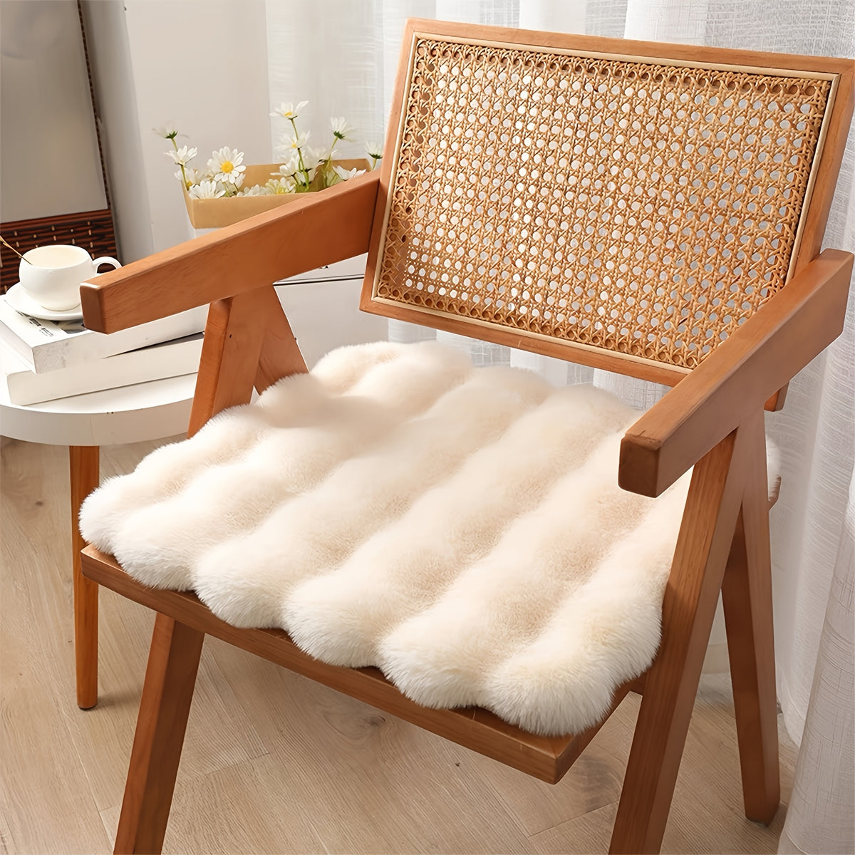 Galette de chaise carrée 50x50 en peluche à relief de bulles