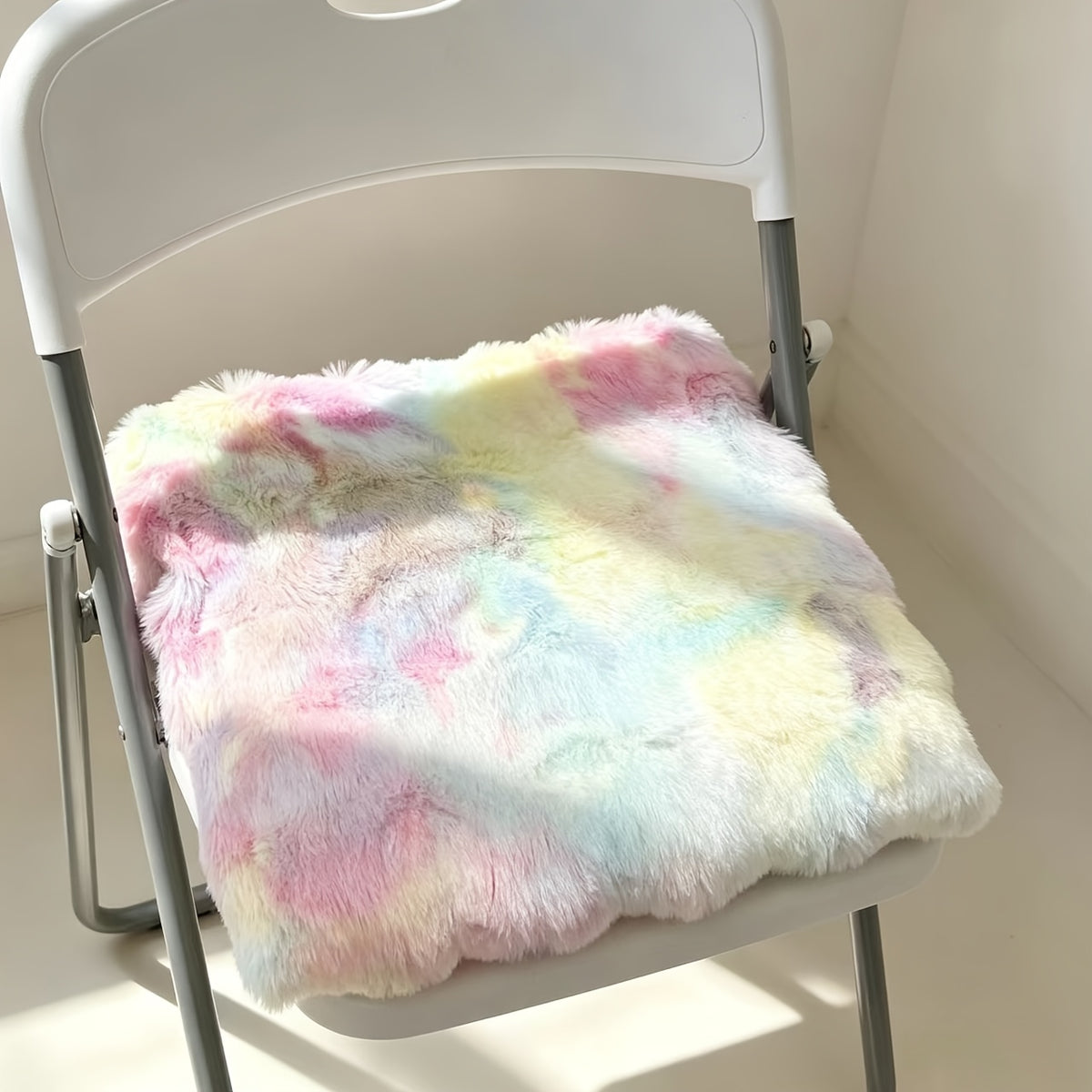 Galette de chaise garnie 45x45 en fausse fourrure marbrée