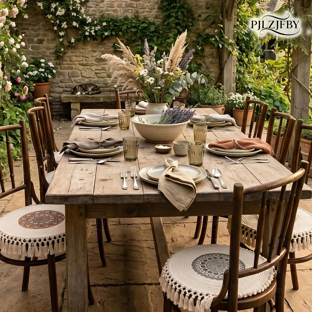 Galette de chaise ronde de 40 cm à franges et pompons macramé