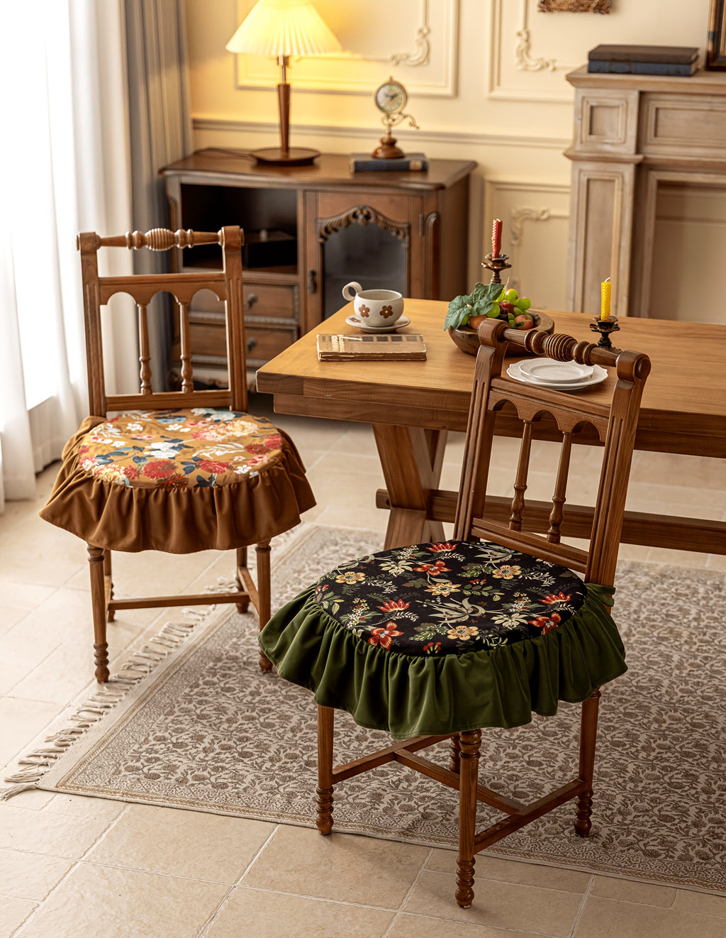 Galette de chaise ronde 45 cm, volant vert et imprimé fleuri