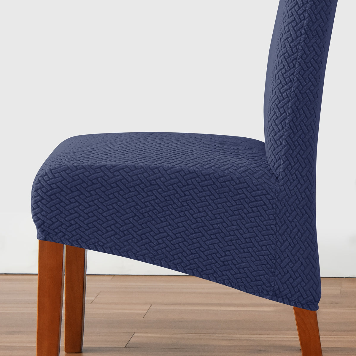 Housse de chaise à dossier haut, volute et maille légère